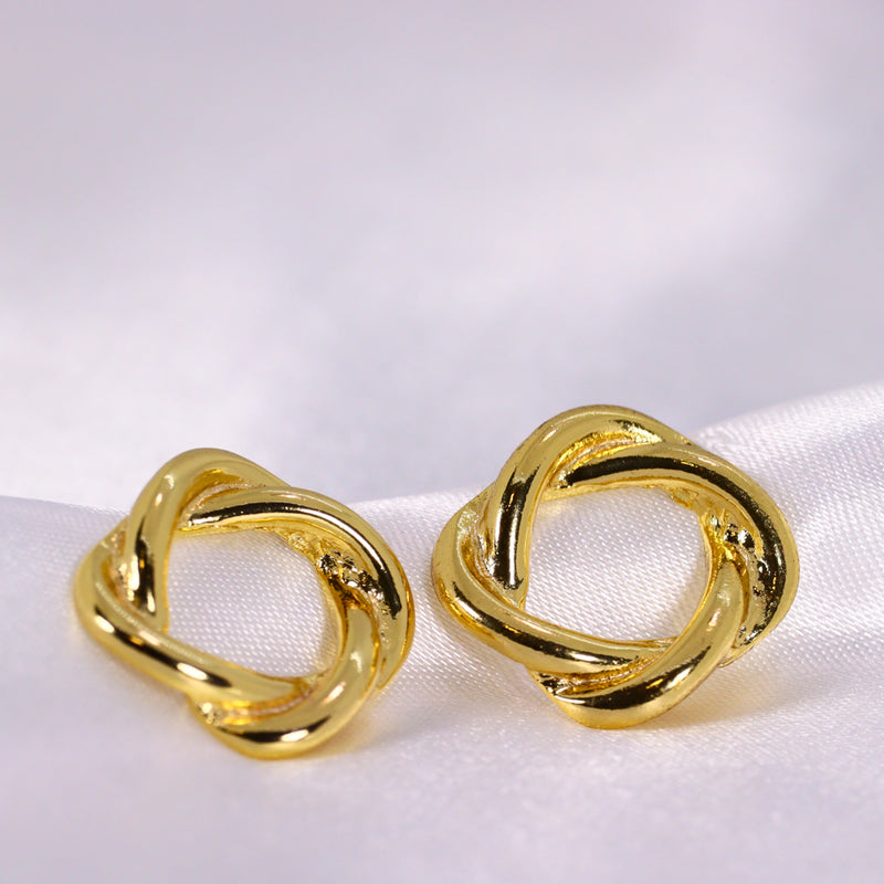 Brinco Nó Dourado
