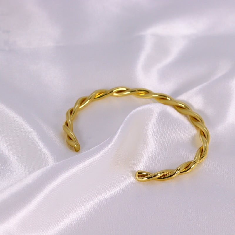 Bracelete Torcido Fino