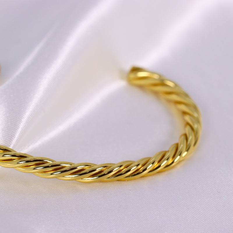Bracelete Torcido